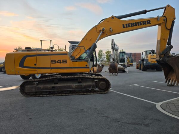 LIEBHERR 946 - Figura 8